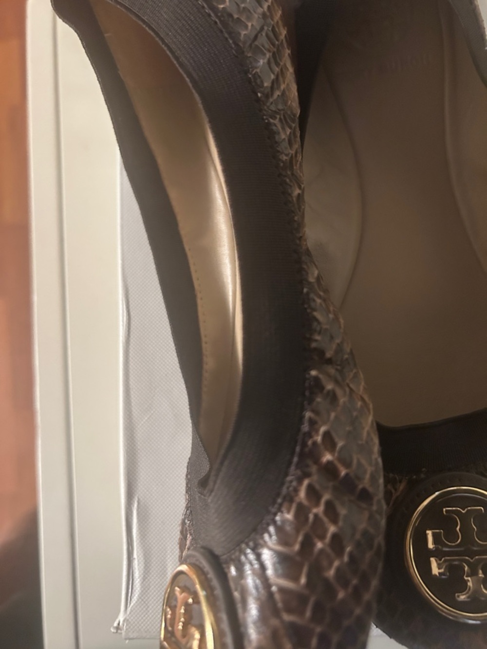 Tory Burch Brown Snake-Embossed Logo Round-Toe Flats - Picture 9 of 11